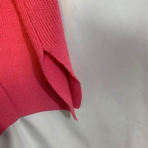 WOMAN’S cold shoulder sweater. 100% cotton. Pink. Size large. Side slits. - Picture 5 of 8